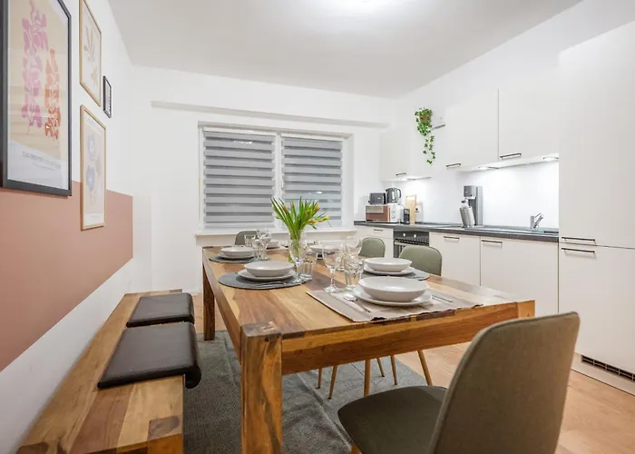 Apartamento Koblenz' Groesste, 5 Sz, Hbf, Ideal Fuer Gruppen & Firmen Coblença