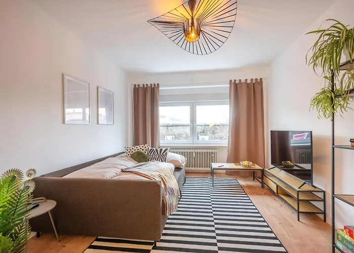 Koblenz' Groesste, 5 Sz, Hbf, Ideal Fuer Gruppen & Firmen Apartamento Coblença